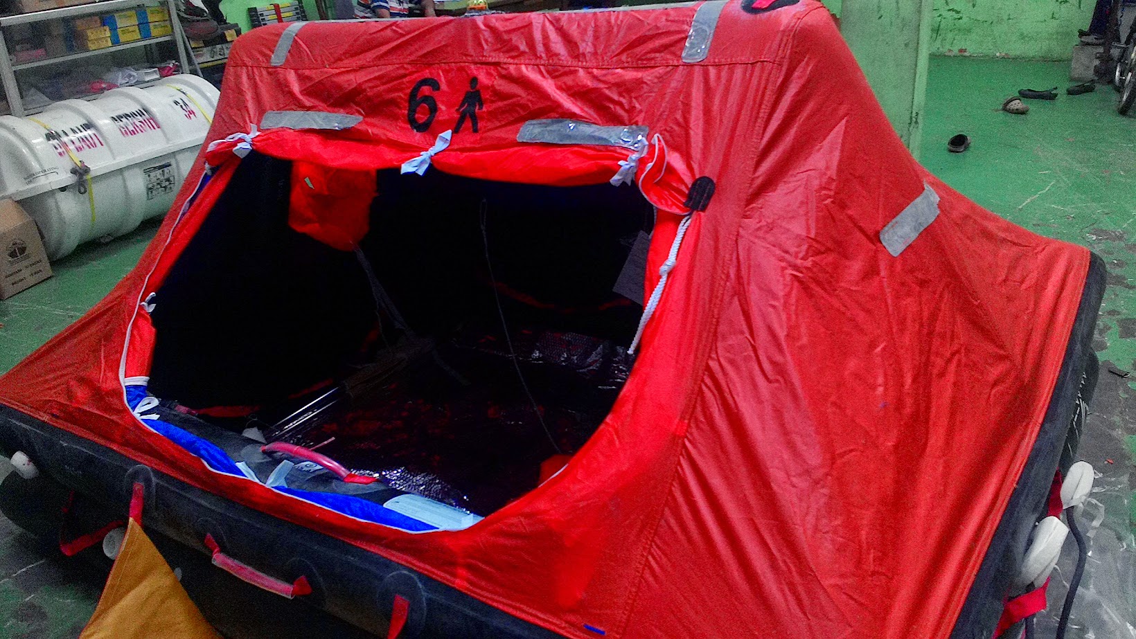 Servis Liferaft